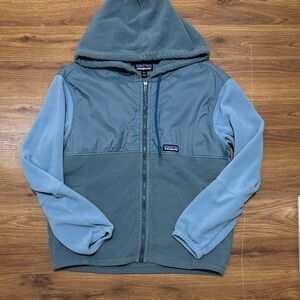 Patagonia Two-Tone Blue Fleece Jacket